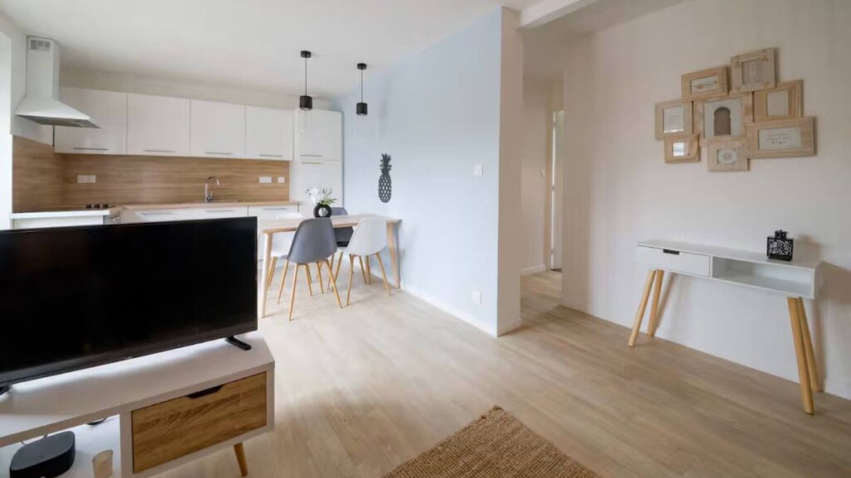 Downtown Apartment | 3-bedroom apartment with garden & veranda