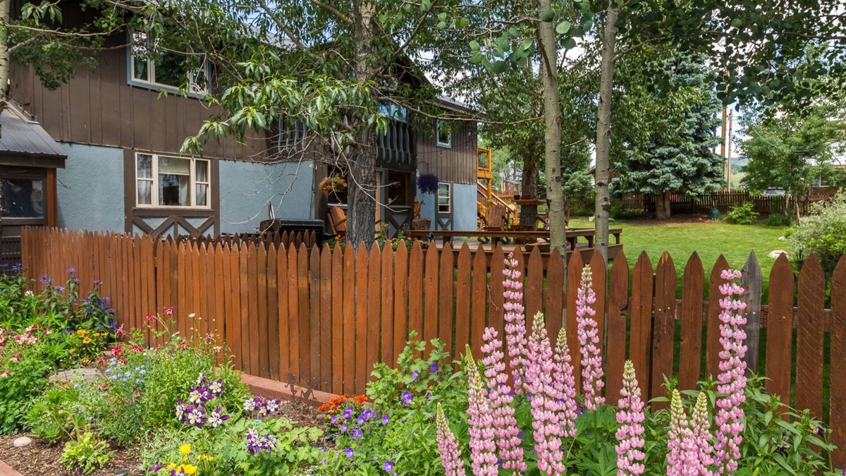 Crested Butte Apartment | 3 Bedroom Apt in the Heart of Crested Butte!