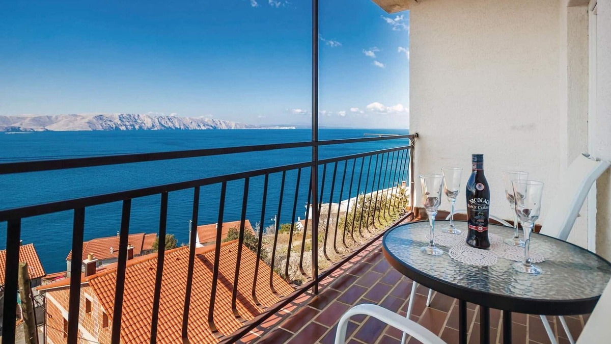 Vratarusa Apartment | 3 bedroom awesome apartment in Senj