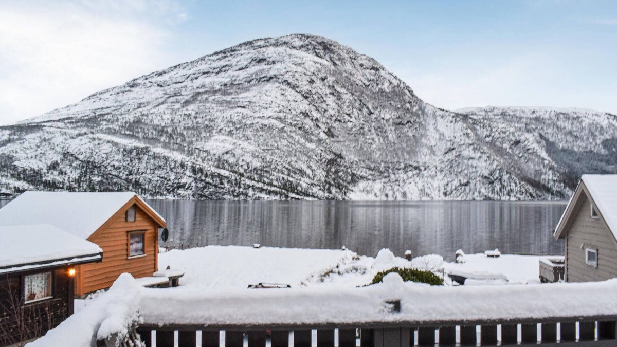 Flora House | 3 bedroom beautiful home in Eikefjord