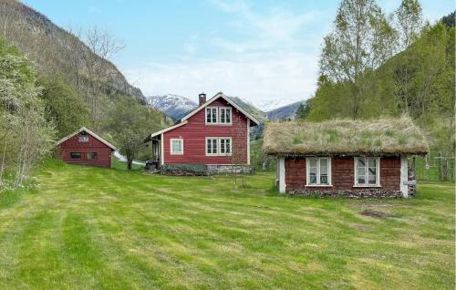 Viksoyri House | 3 Bedroom Beautiful Home In Vik I Sogn