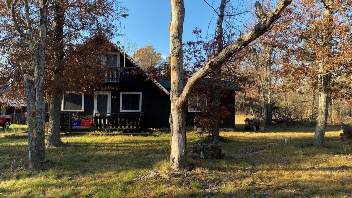 Grayling Cabin | 3-bedroom cabin just 14 minutes to Au Sable River