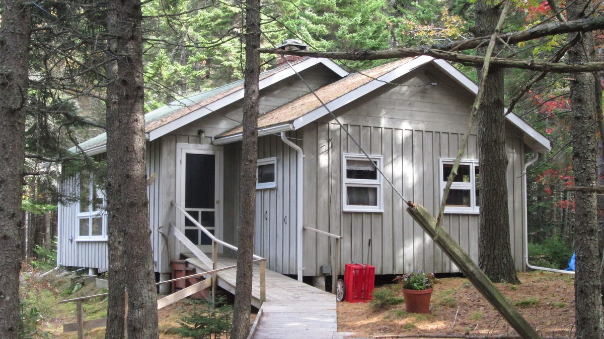 West Southport Cottage | 3 Bedroom Classic Maine Cottage, Close To Beach