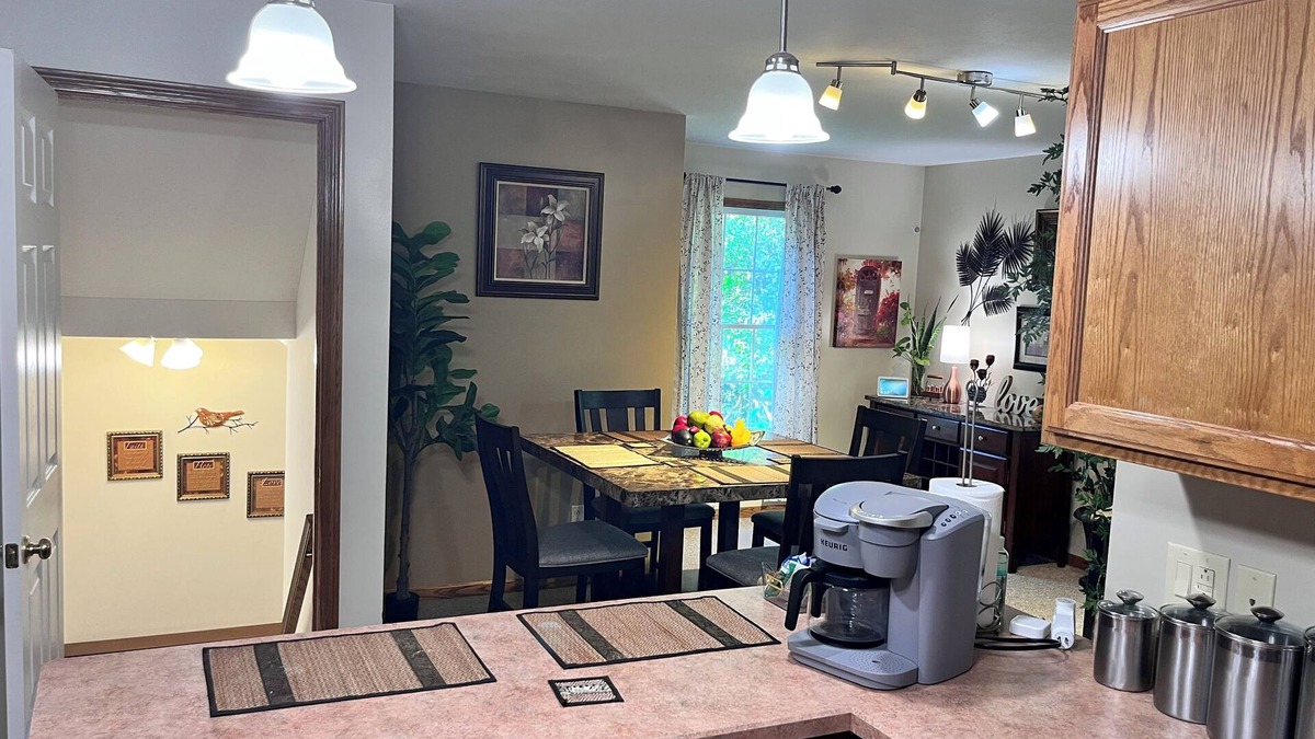 Poland Condo | 3-bedroom condo in beautiful Poland with 3 full bathrooms and 1 half bath.