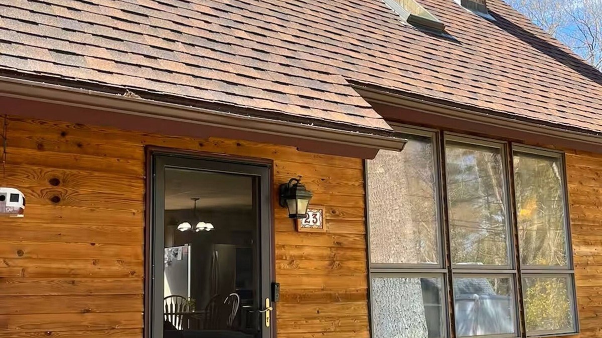 Woodstock House | 3 Bedroom cottage in Lake Bunggee Neighborhood