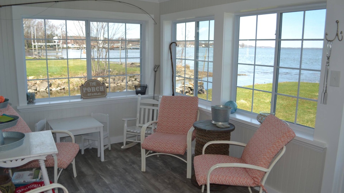 Lakewood House | 3 Bedroom Cottage on the Shores of Chautauqua Lake