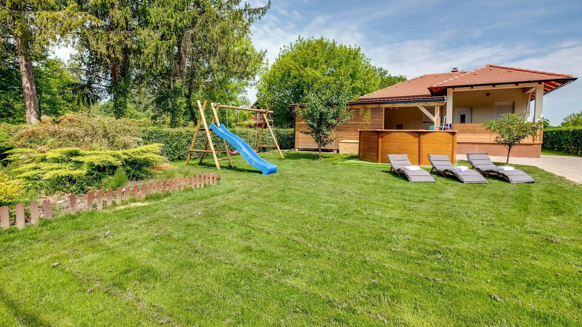 Petrinja House | 3 bedroom cozy home in Stari Brod