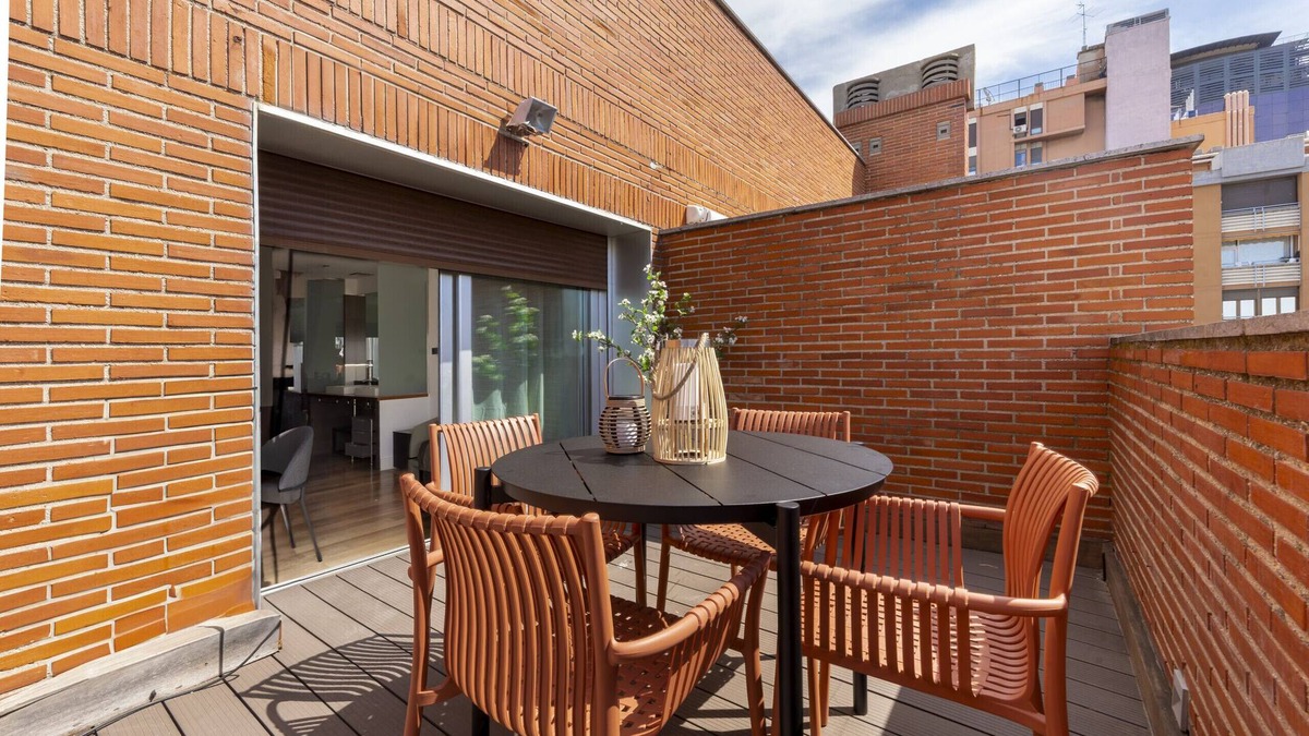 Cuatro Caminos Apartment | 3 Bedroom Duplex - Spacious, Bright near the Paseo de la Castellana