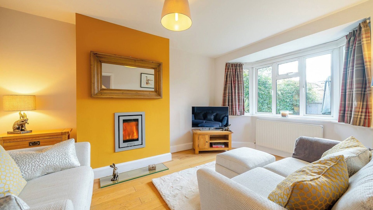 City Centre Cottage | 3 bedroom accommodation in Stratford Upon Avon