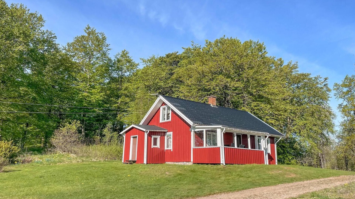 Fegen House | 3 bedroom gorgeous home in Fegen
