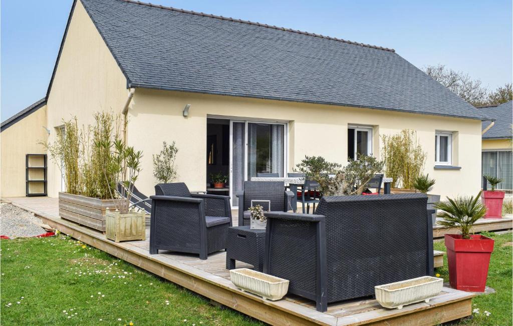 Milizac-Guipronvel House | 3 Bedroom Gorgeous Home In Milizac