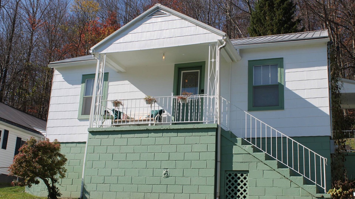 Bradley House | 3 Bedroom Home Near New River Gorge