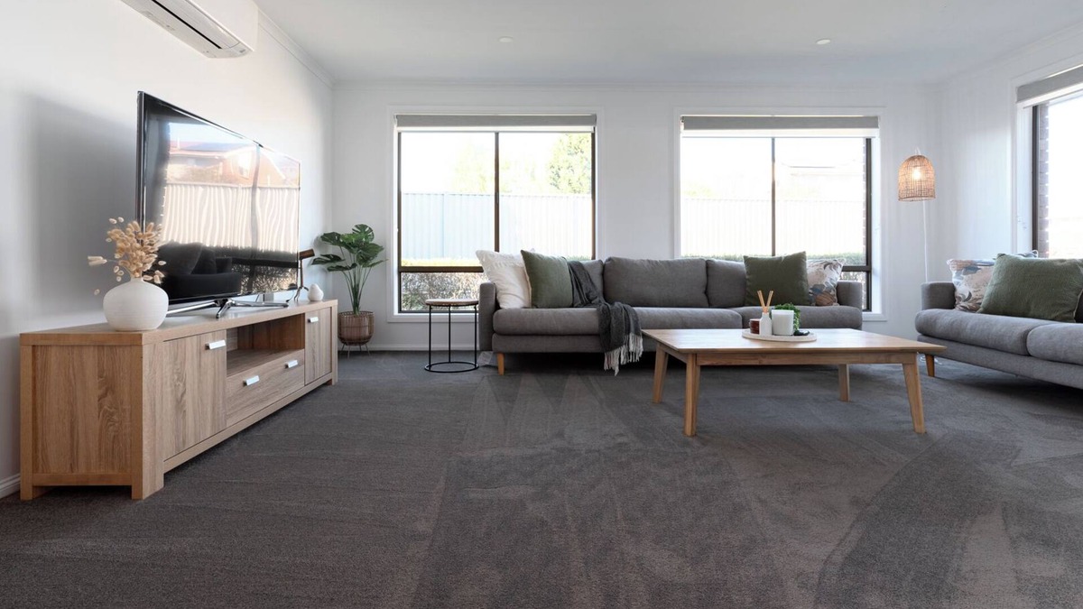 Prospect Vale House | 3 Bedroom Home: Parking & WiFi
