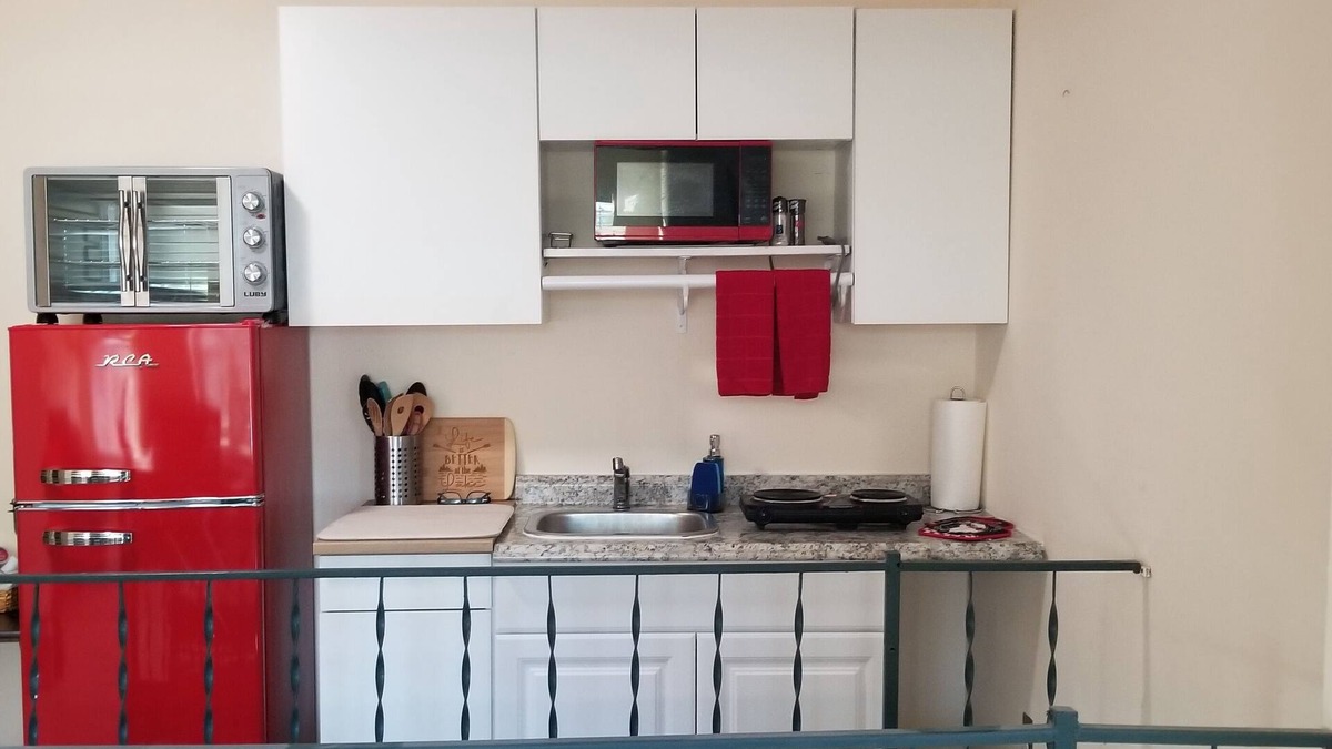 Lavon House | 3 bedroom home walking distance to Lake Lavon