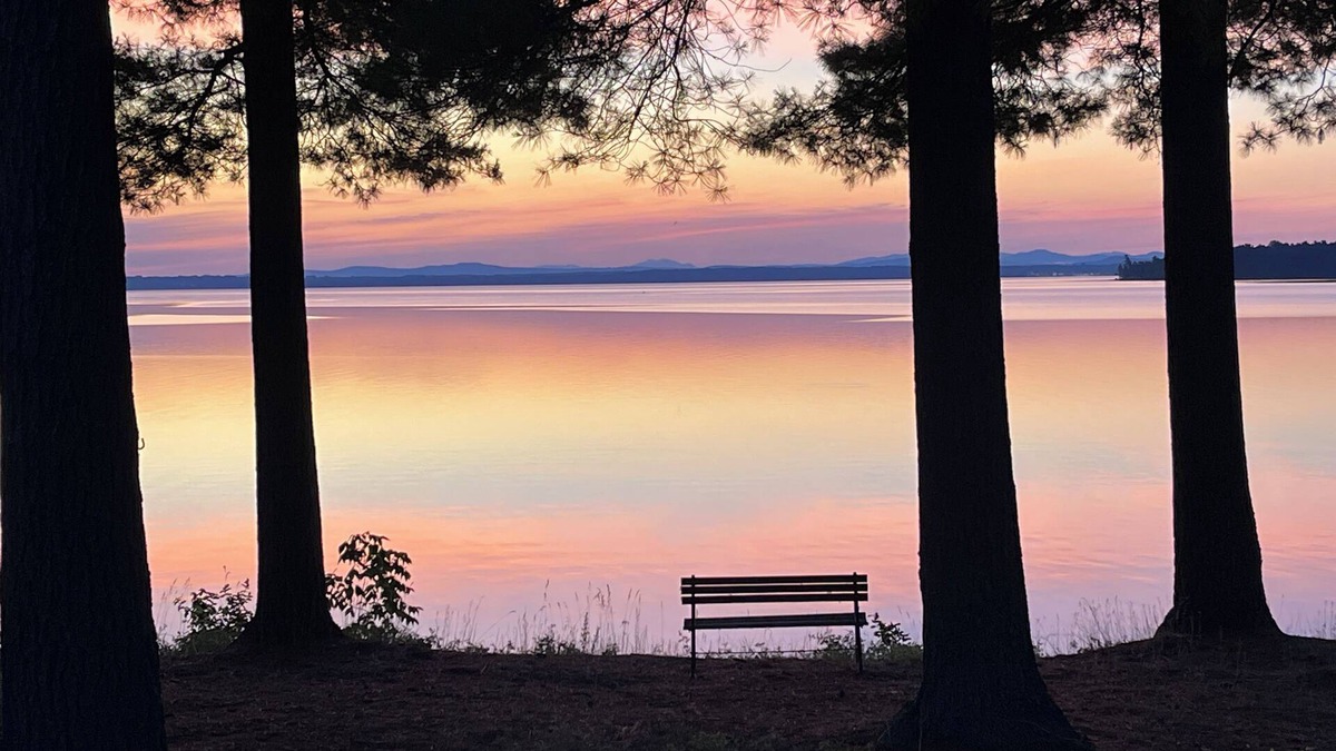 Plattsburgh House | 3 Bedroom Home with an Artists Lake View