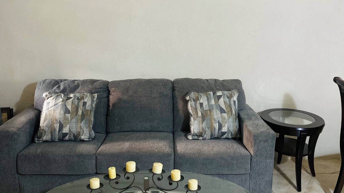 Potters Village House | 3-bedroom house in brilliant Potters Village with AC