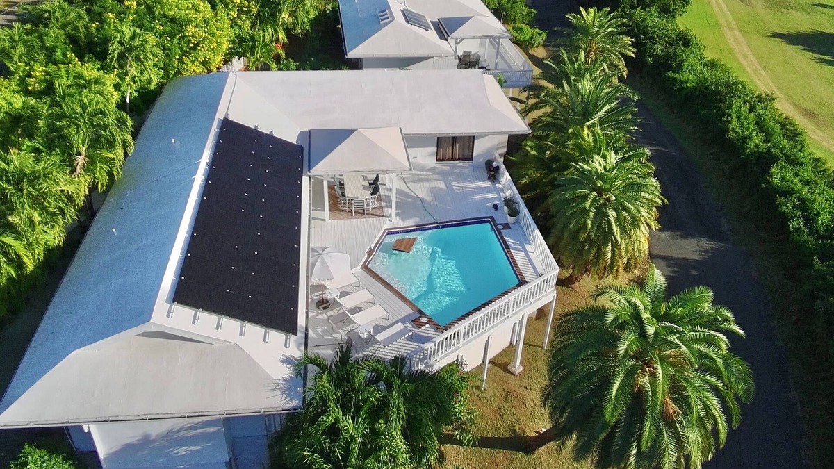 Estate Annas Hope House | 3 Bedroom house in Estate Shoys near golf, beach, tennis and Buccaneer resort