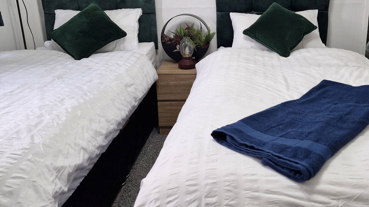 Bramcote House | 3-bedroom house in beautiful Nottingham with WiFi