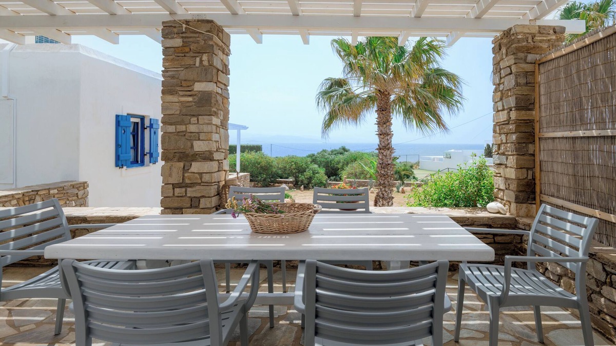 Ampelas House | 3-bedroom house in charming Paros