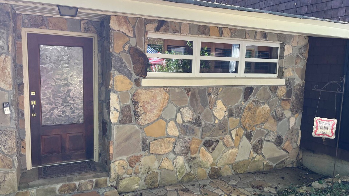 White House | 3-bedroom house in charming White with WiFi and AC. Lakefront lake Allatoona
