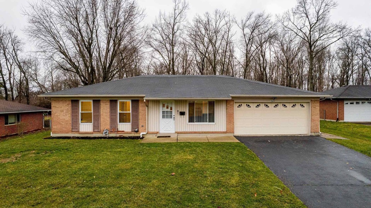 Dayton House | 3-bedroom house in delightful Dayton with WiFi, AC