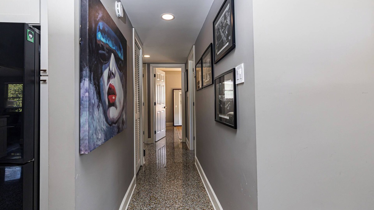 Old Seminole Heights House | 3-bedroom house in fantastic Tampa with WiFi, AC