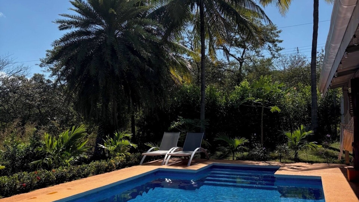 Paraiso House | 3-bedroom house in peaceful Paraíso with WiFi, AC