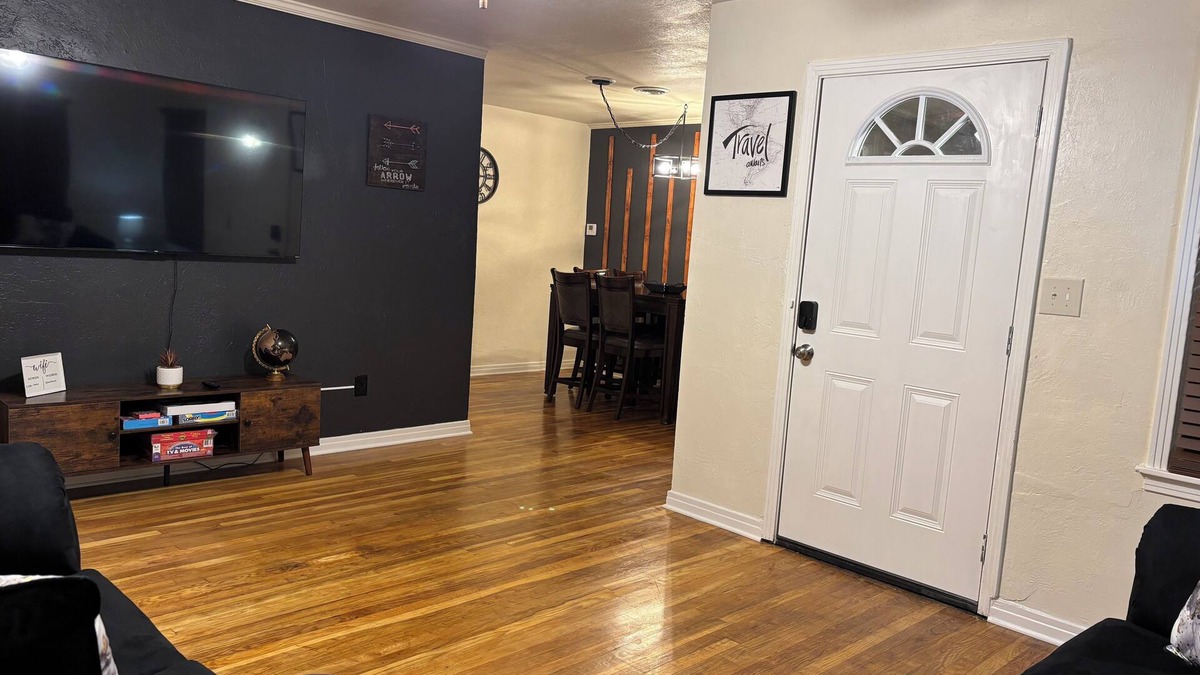 Amarillo House | 3-bedroom house in peaceful Amarillo with WiFi, AC