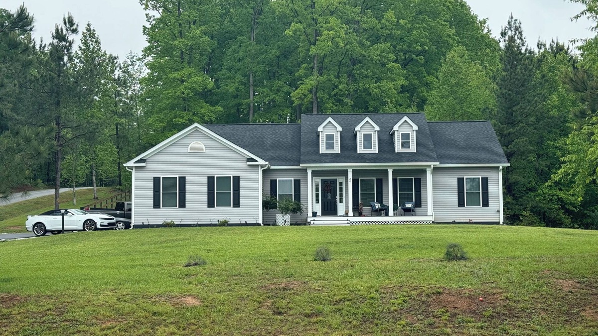Mineral House | 3-bedroom house in welcoming Mineral with fitness room, AC, WiFi