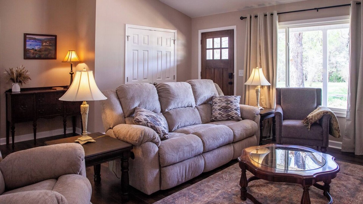 Franklinville House | 3-bedroom house near Deep River, Wolfspeed, Toyota, & Zoo