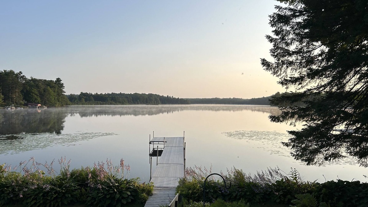 Jim Falls Cabin | 3 Bedroom house on peaceful clear water lake