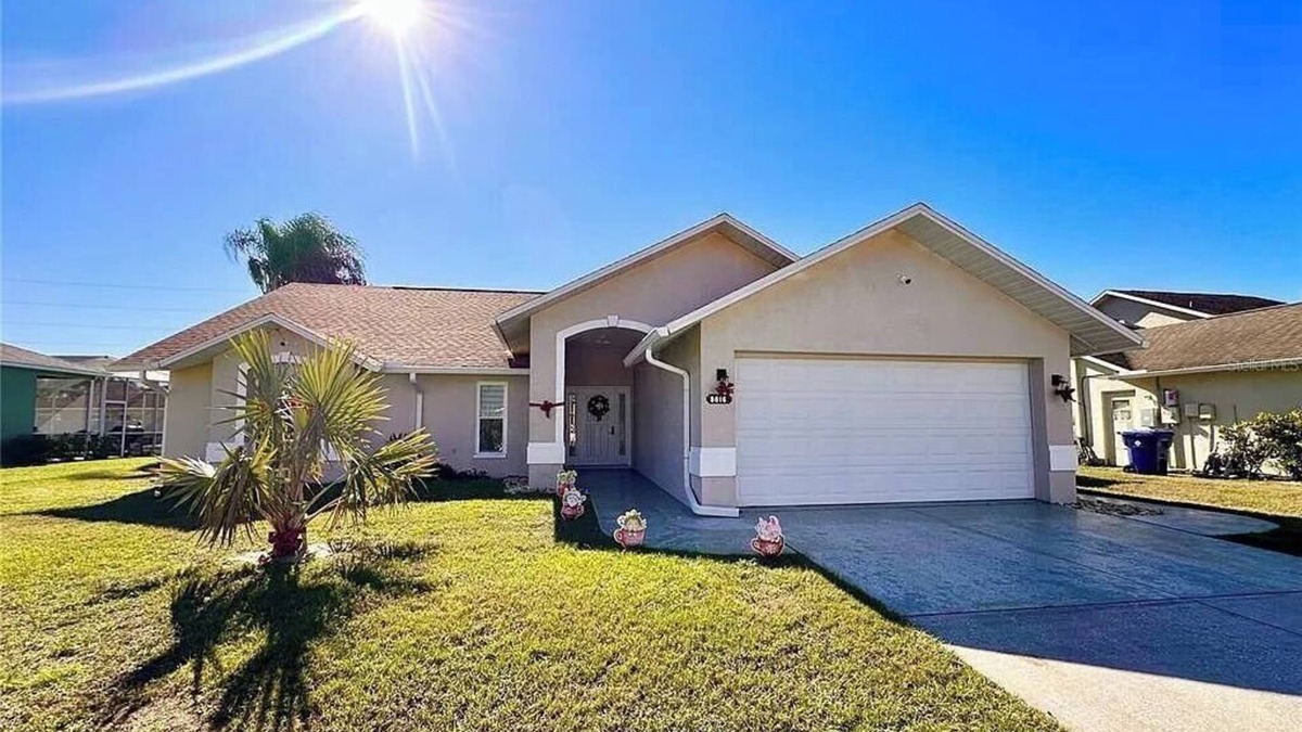 New Port Richey House | 3-bedroom house in marvelous New Port Richey with WiFi, AC