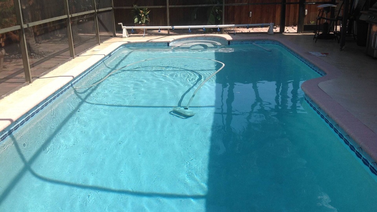 Pembroke Pines House | 3 bedroom house w/private heated salt water pool, bbq, quiet location