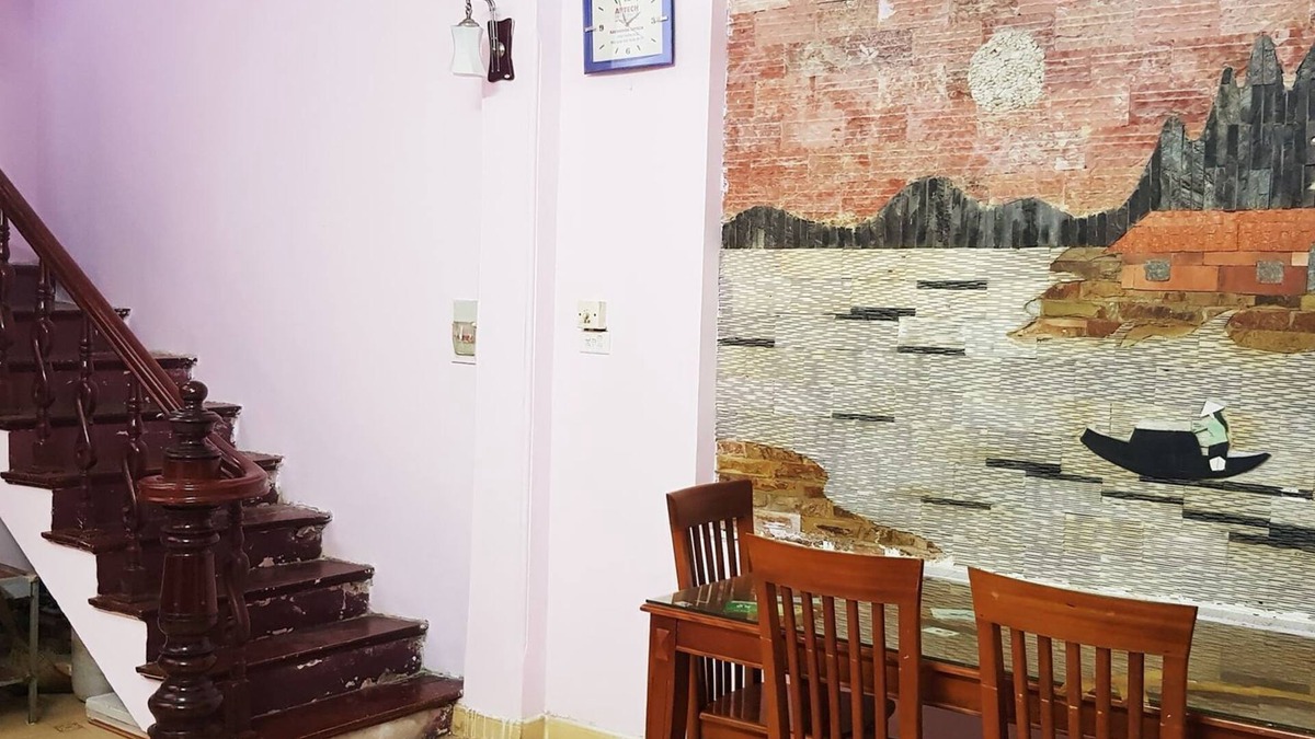 Thuy Khue House | 3 bedroom in a nicer house