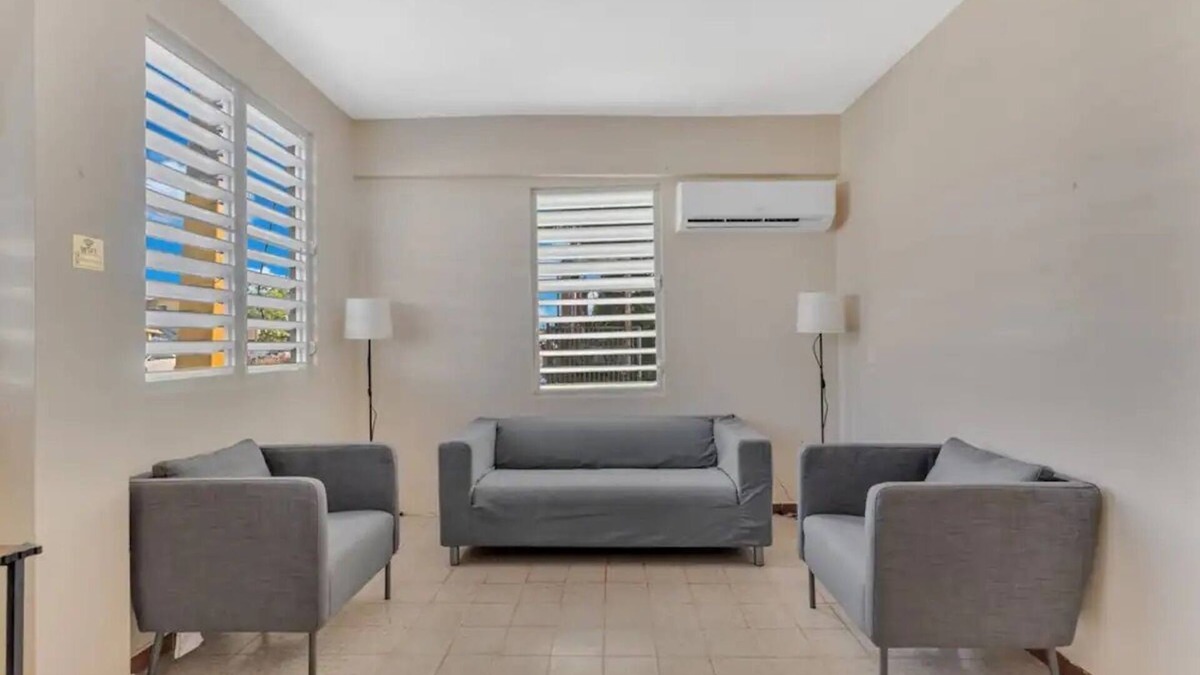 Arecibo Pueblo Bed & Breakfast | 3-bedroom in superb Arecibo River with WiFi, AC