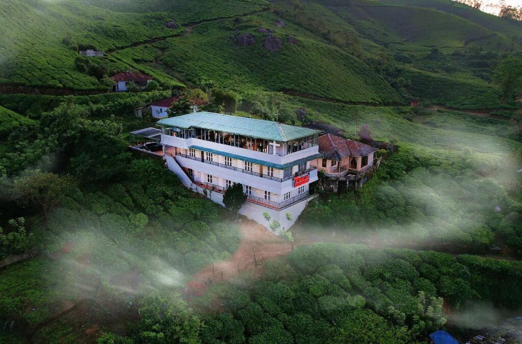 Kannan Devan Hills House | 3 Bedroom in Tea Estate