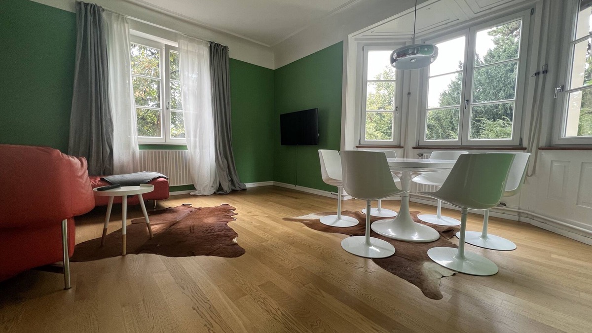 Ludwigsburg Apartment | 3 bedroom Jugendstilwohnung near the castle