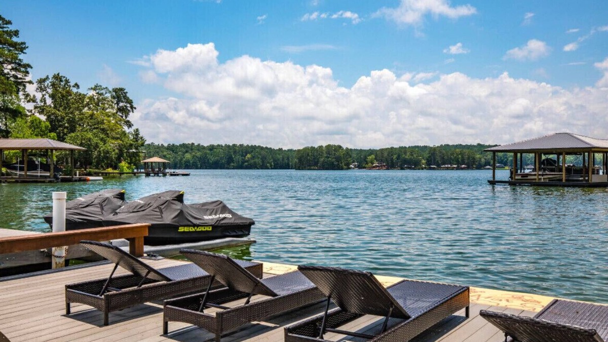 Little Kowaliga Cabin | 3-bedroom Lake Martin, AL cabin in cool Equality with WiFi, AC