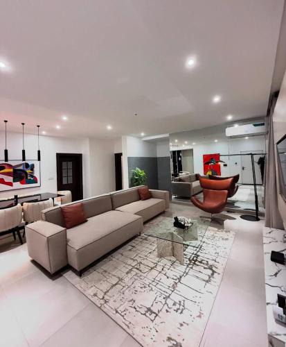 Jabi Apartment | 3 bedroom luxury lakeside apartment