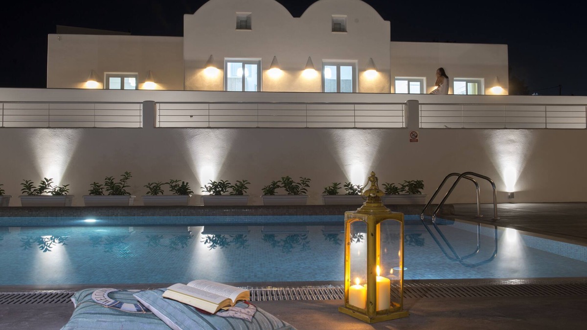 Karterados Villa | 3 bedroom Luxury villa , 200m by famous Monolithos beach!