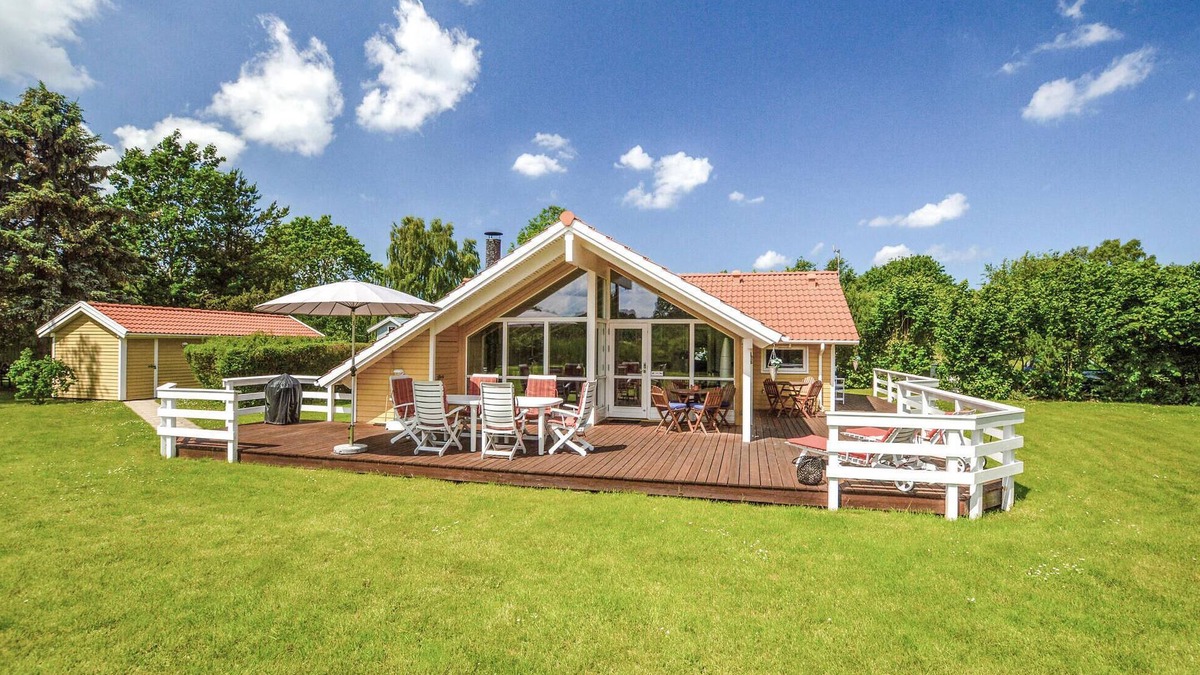 Nykobing Sjaelland House | 3 bedroom nice home in Nykøbing Sj