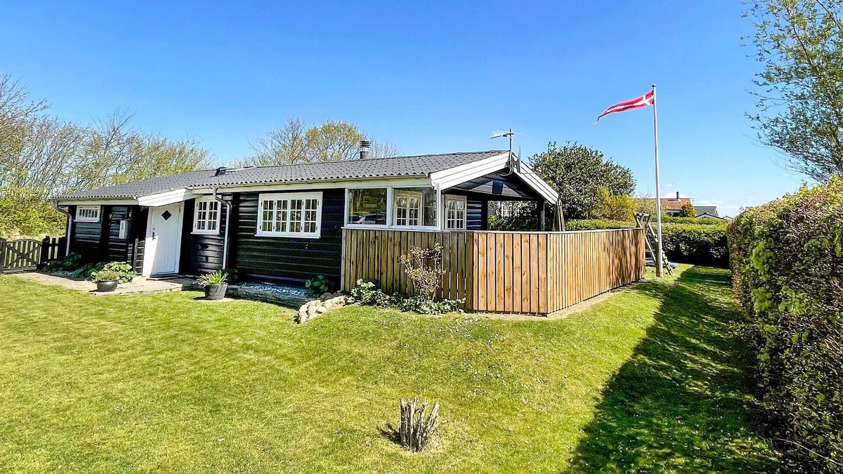 Hejlsminde Strand House | 3 bedroom nice home in Hejls