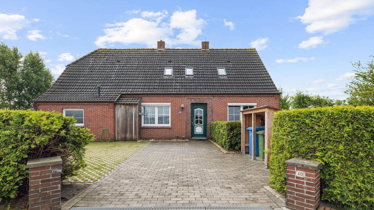 Osteel House | 3 bedroom nice home in Osteel