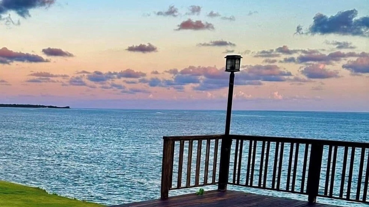 Crown Point Villa | 3-bedroom Oceanview villa in marvelous Crown Point Tobago with pool, WiFi, AC