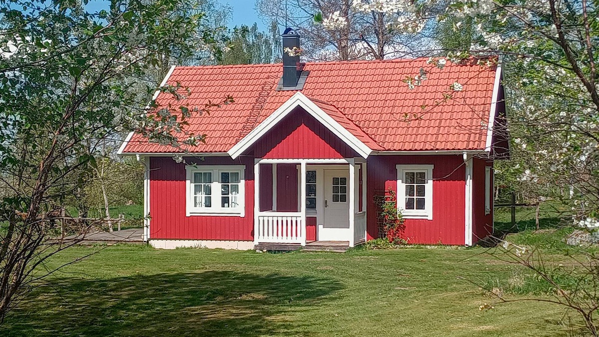 Tived House | 3 bedroom pet friendly home in Tived