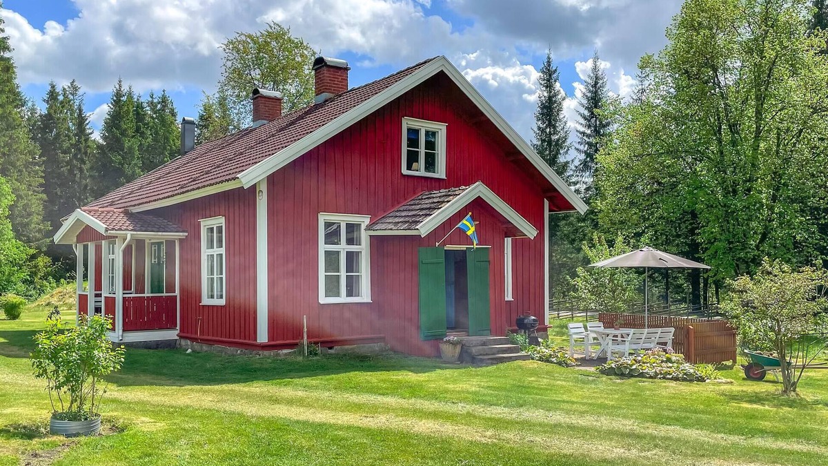 Grimsas House | 3 bedroom pet friendly home in Grimsås