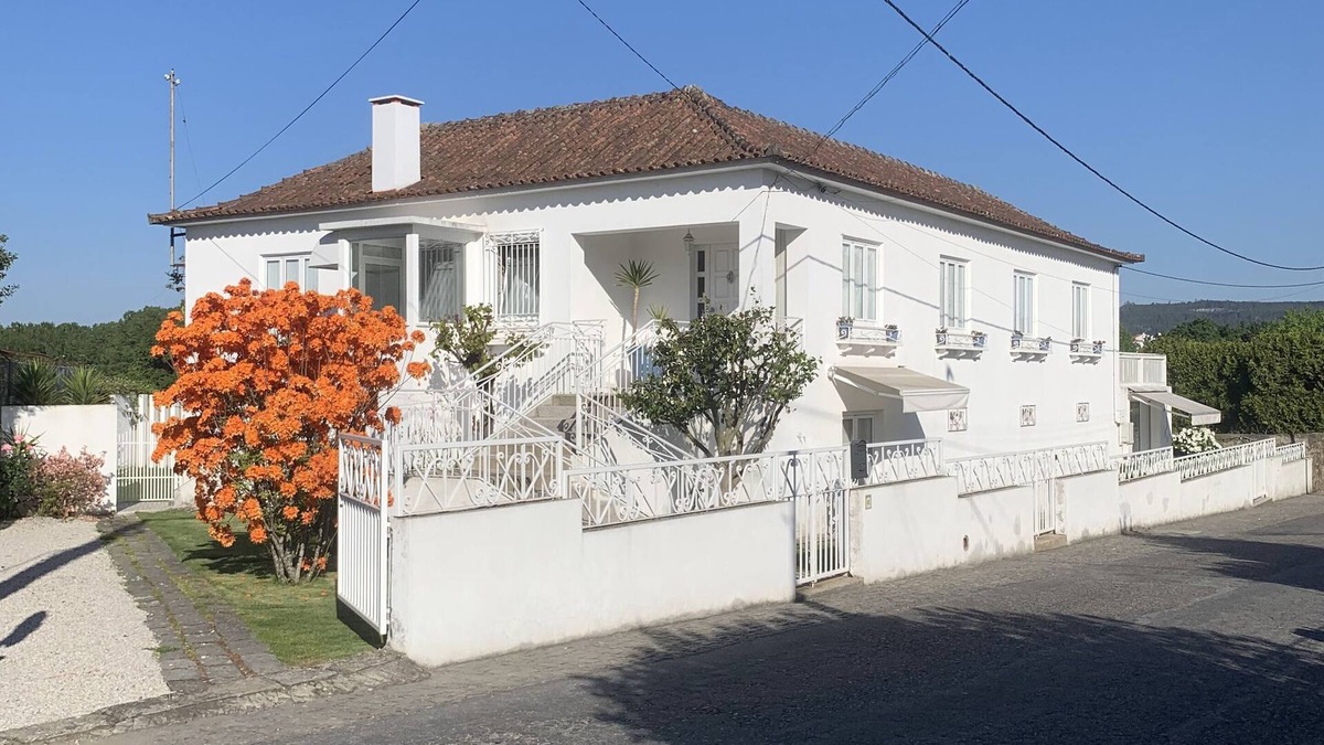 Pacos De Ferreira House | 3 bedroom private vacation home in paã§os de ferreira