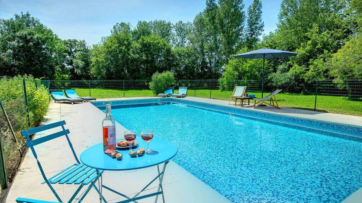 Castillonnes House | 3 Bedroom Private vacation home in Castillonnès