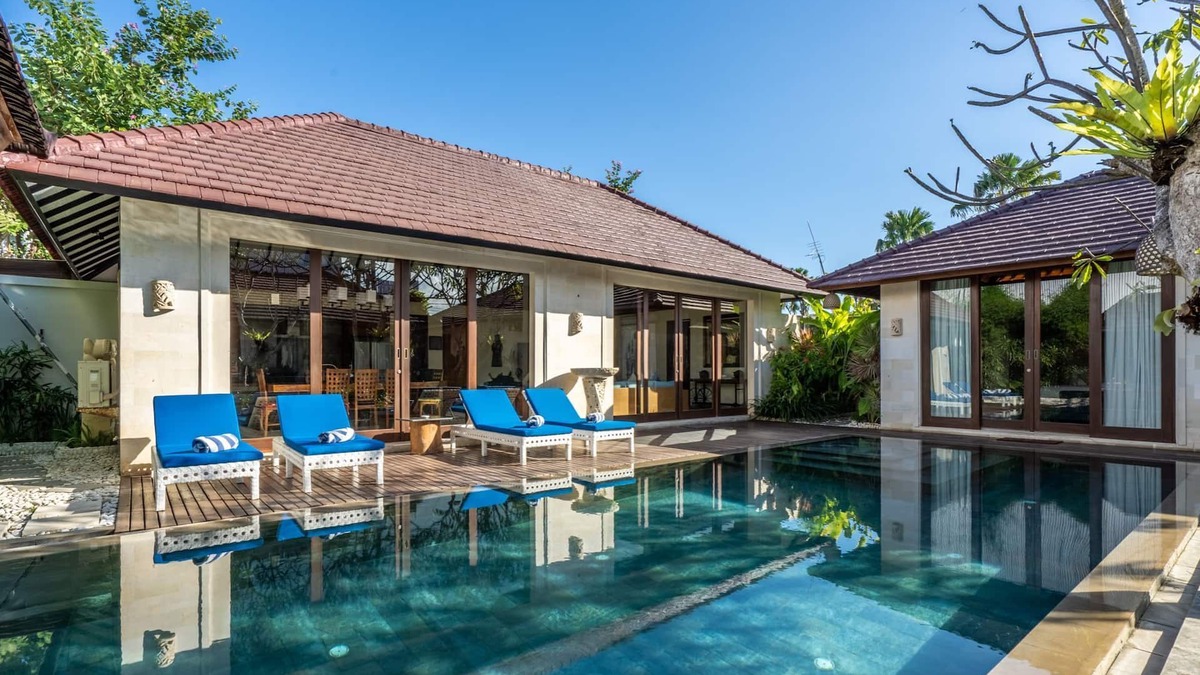 Tanjungbenoa Villa | 3 Bedroom Private Pool Villa near Seminyak, 2 mnts walk to the Beach