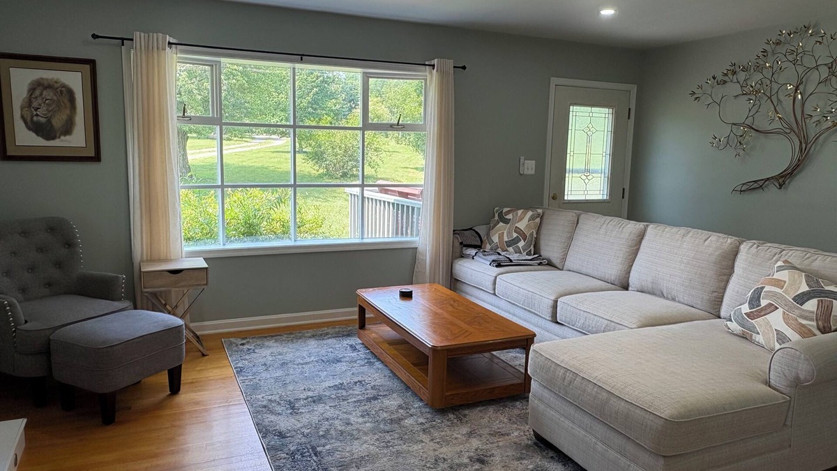 George Washington House | 3-bedroom quiet countryside house in charming Fredericksburg 2 King Beds